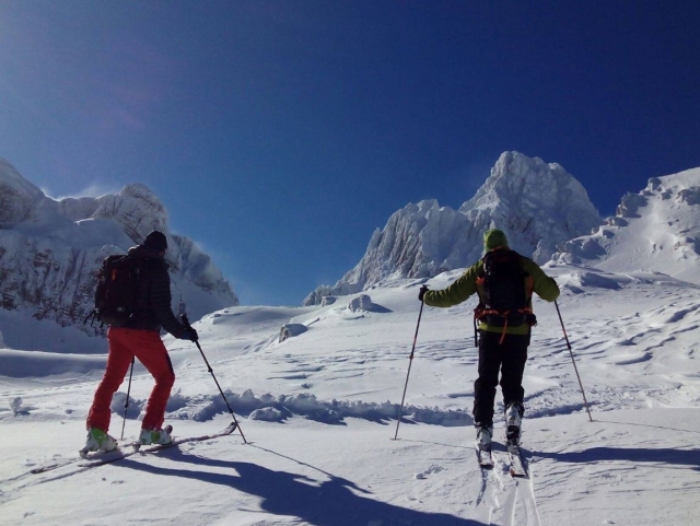  Ski en montagne 